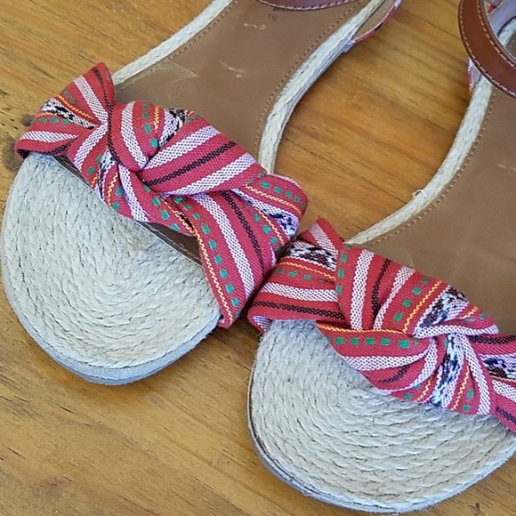 BOHO ESPADRILLES - Picture 2 of 7
